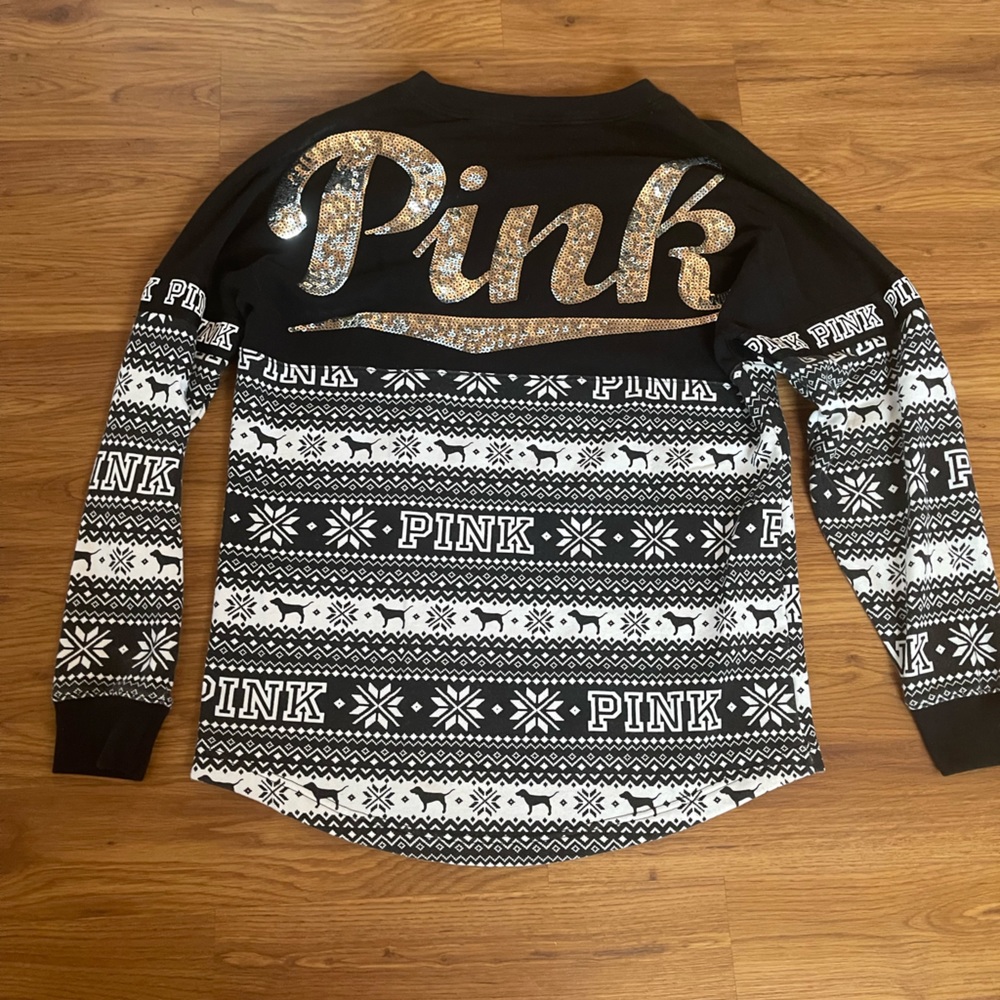 ✨VS PINK✨ Holiday Bling Sweater